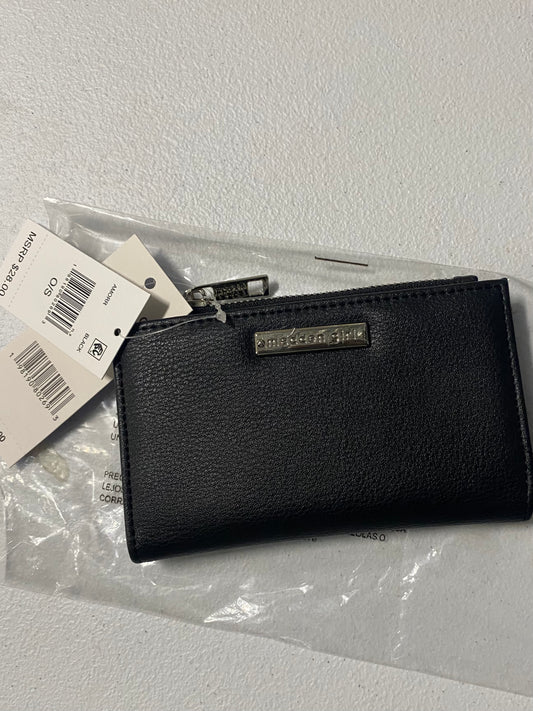 Madden girlblack snap wallet
