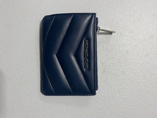 Micheal Kors  pocket purse